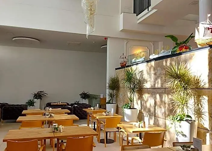 Szálloda Gartenhotel Altmannsdorf 4*